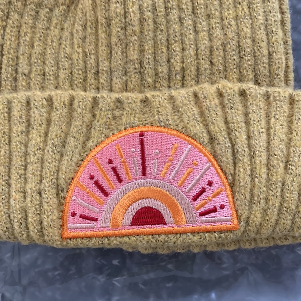 Virginia Wolf hat - Picture 3 of 4